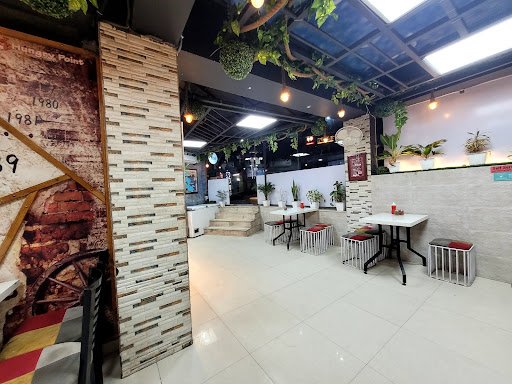 Hungry Point - Kangra Hungry Point - Kangra