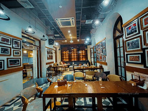 Le Coffee Creme (All Day Cafe & Bar)