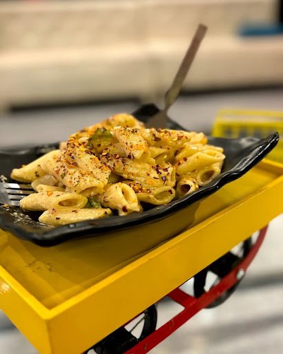 Chahat Cafe & Restaurant