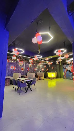 The Midnight Cafe (TMC)