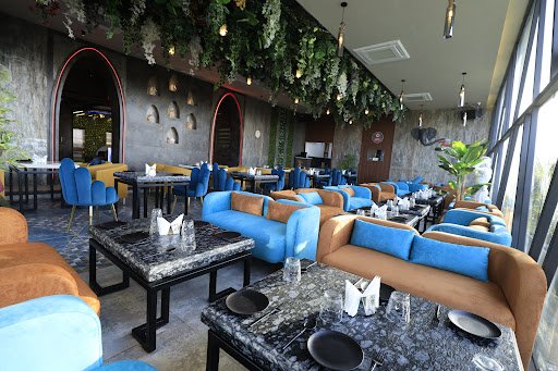 The Trunk Rooftop fine dine Restaurant Mathura | Best Cafe in Mathura | Best bar in Mathura