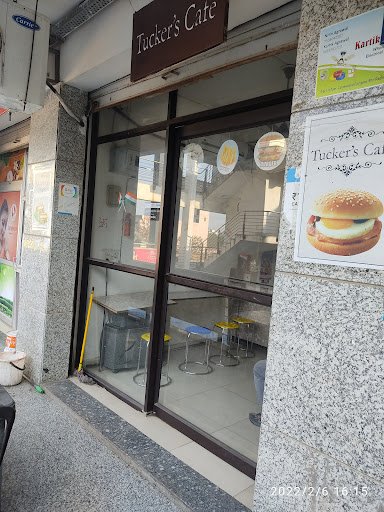 Tucker's Cafe