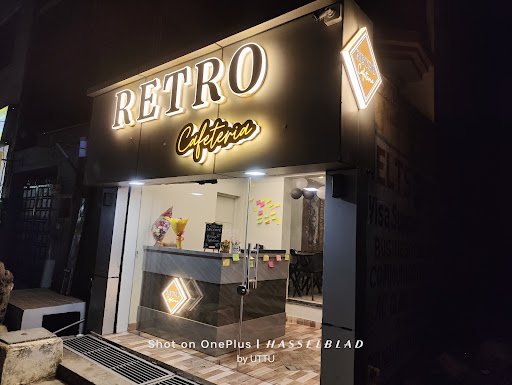 RETRO Cafeteria