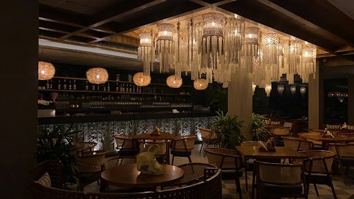 Ecco cafe & Alehouse