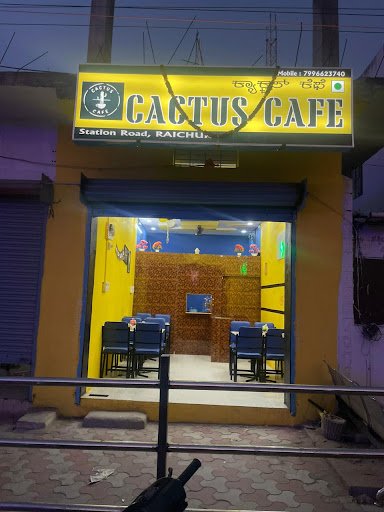 Cactus cafe