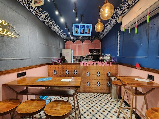 Nothing Before Coffee - Tripolia Bazaar, Jaipur