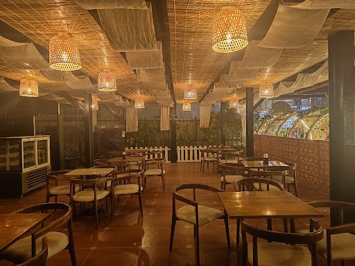 The Tree Stories | Café and Restaurant