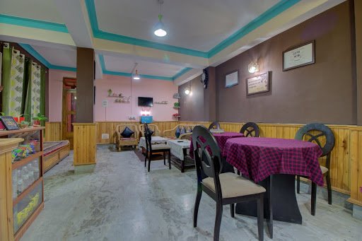 PARADISE COFFEE HOUSE AND HOMESTAY