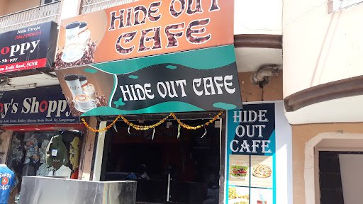 Hide out caffe