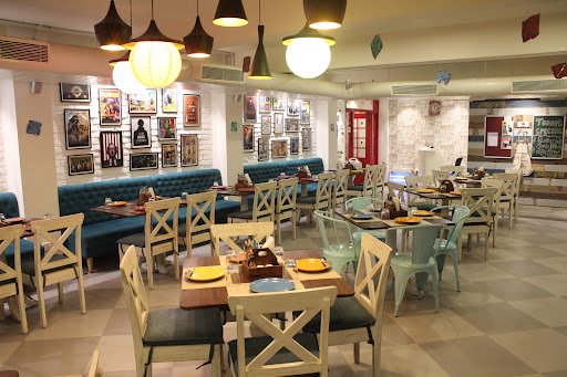 Roma's Cafe Diner Roma's Cafe Diner