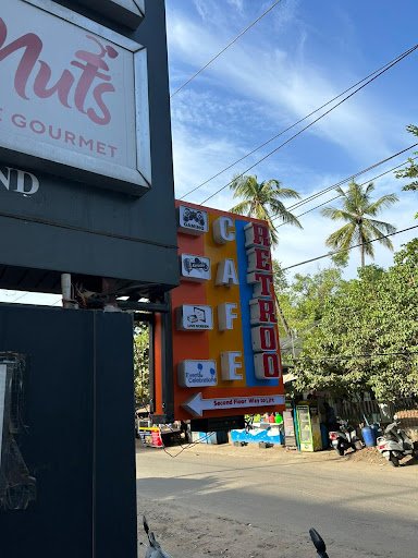 Cafe retroo - (saibaba colony)