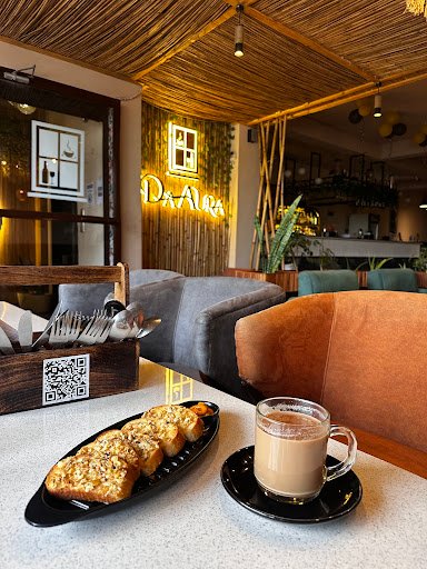 Da Aura Cafe & Alehouse