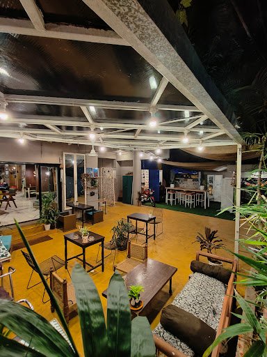 Mauji - The Time Cafe