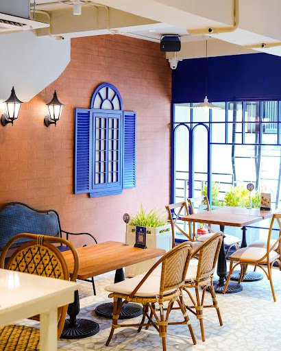 The Hazelnut Factory - Cafe in Agra