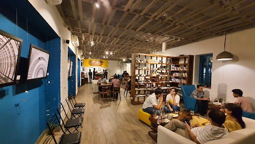 Artsy - Coffee & Culture