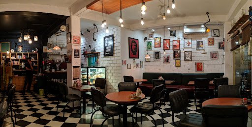 11th Avenue Cafe Bistro