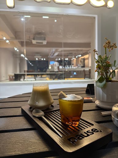 Pause Modern Coffee & Brunch