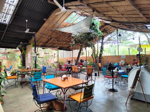 G-Shot Coffee Roastery & Cafe