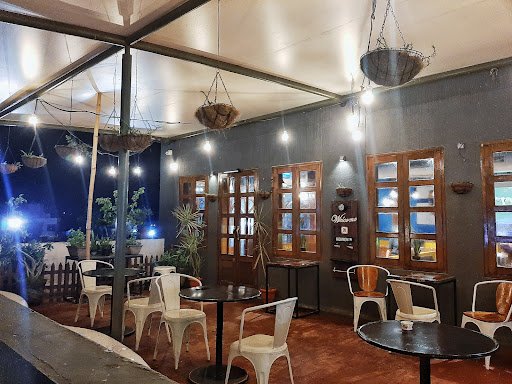 KAUFFEE HOUSE The Exclusive Lounge