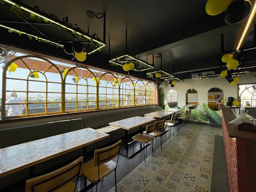 Size Zero Roof Top Lounge (Porbandar)