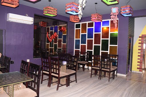 Davinci Cafe & Restro