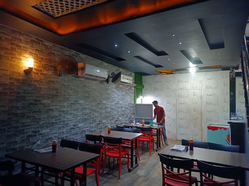 EMLY CAFE HANUMANGARH