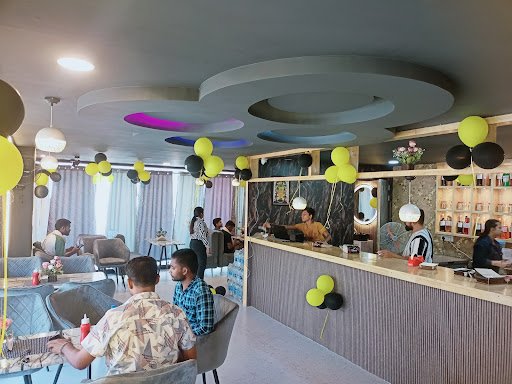 Urban Theka Coffeeholic Cafe