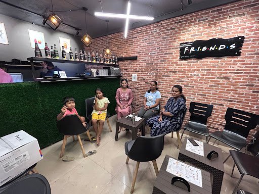 Friends Cafe