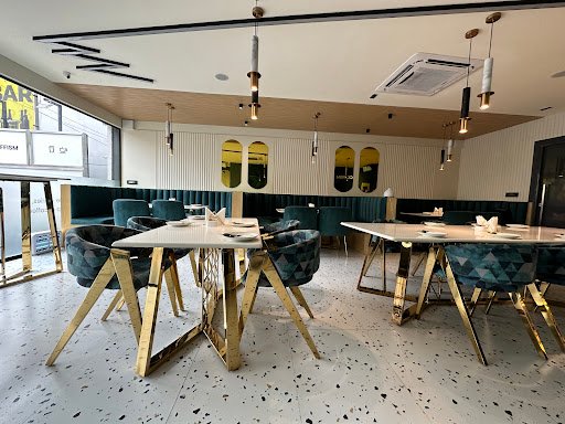 Bulls & Bears Bistro