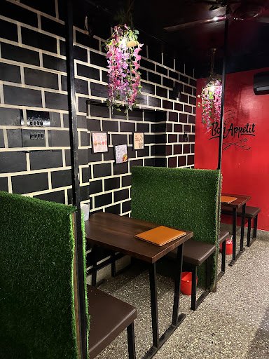 SHAWS CAFE - Saibaba Colony (11:00 AM - 4:00 AM - MIDNIGHT)