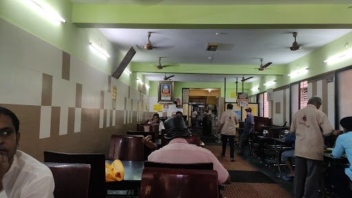 Trichy Cafe - Manikoondu
