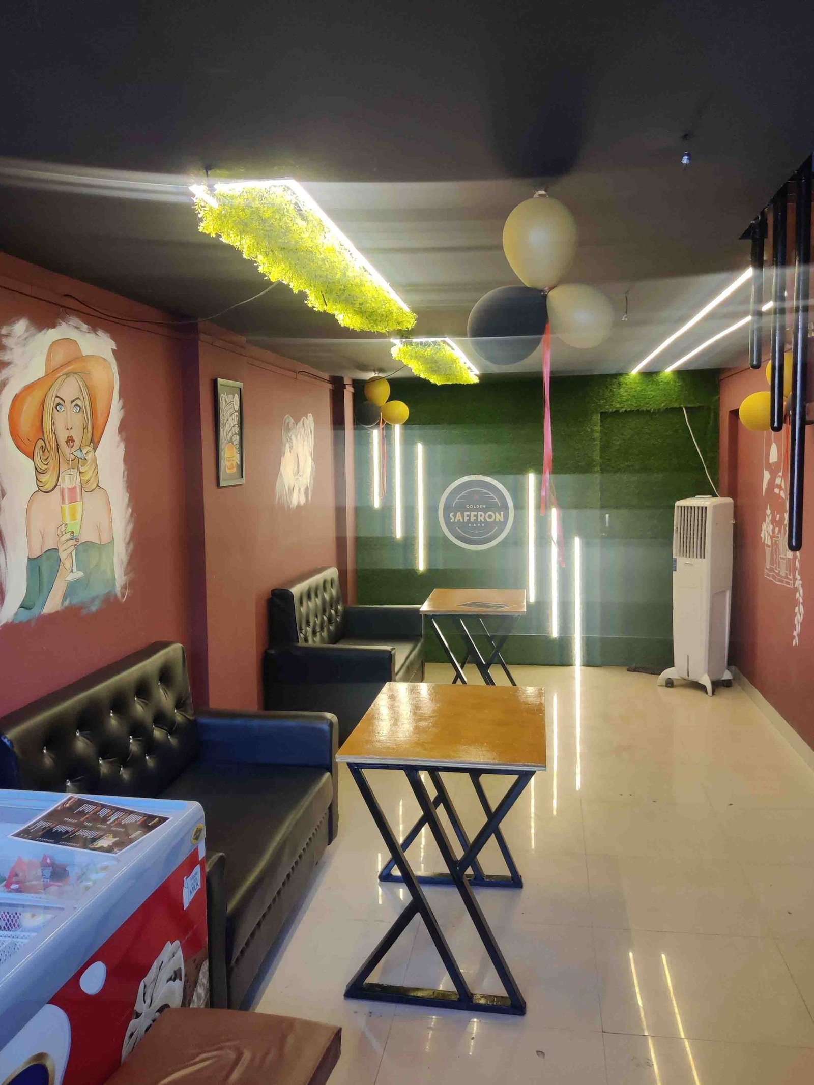 golden saffron cafe 2 scaled