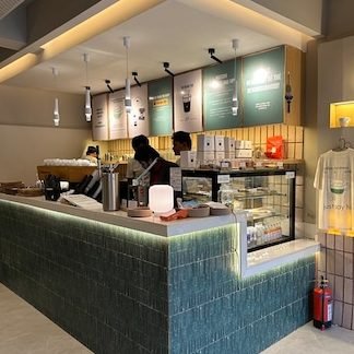 sidewalk cafe taj ganj agra