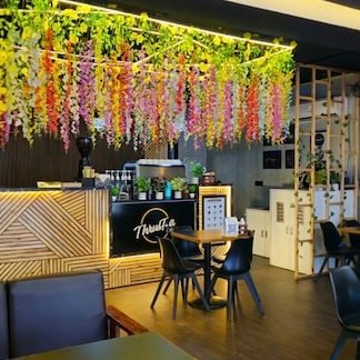 ThrusTea Cafe 9 thrustea cafe