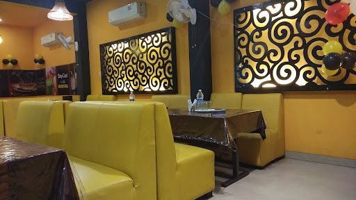 Hutt Cafe and Restaurant