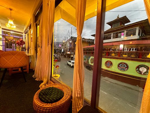 The Lilac Cafe The Lilac Cafe